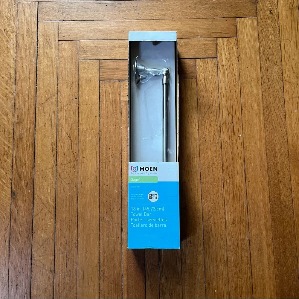 NWT Moen Sage Towel Bar 18” Brushed Nickel #DN6818BN Spot Resist Boxed